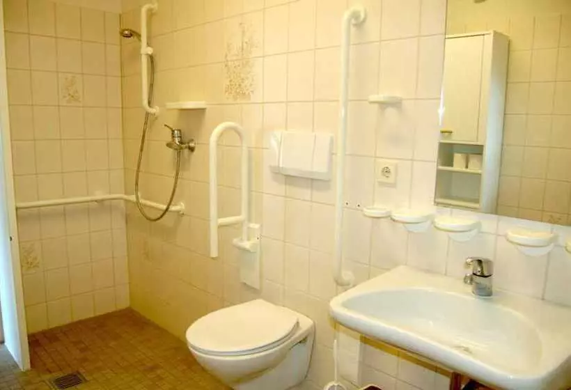 ルームシェアのワンベッド, Hostel Flensburg