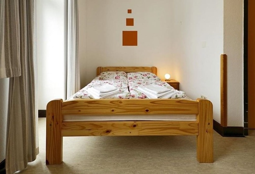 带共用浴室的标准房间, Hostel Flensburg