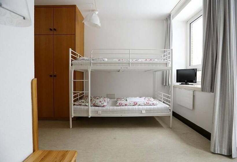 带共用浴室的标准房间, Hostel Flensburg