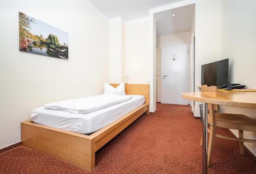 اتاق استاندارد یک نفره, 26