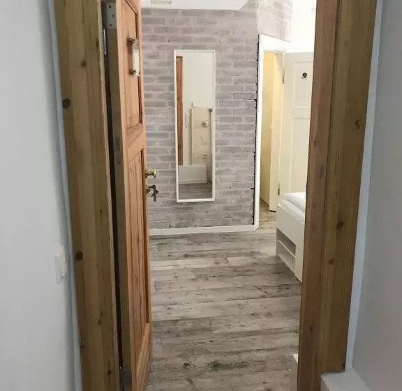 Perhehuoneisto, Walhalla Aparthotel Potsdam