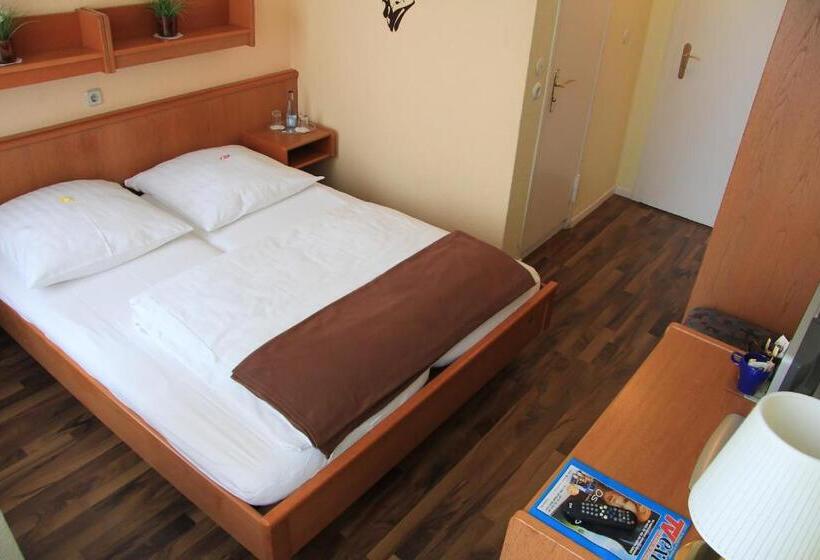 اتاق استاندارد, Columbia