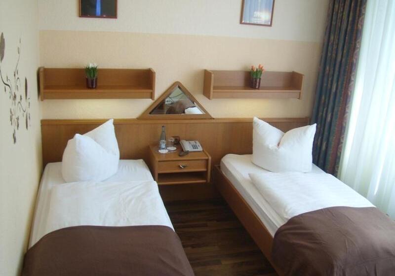 اتاق راحتی سه تخته, Columbia