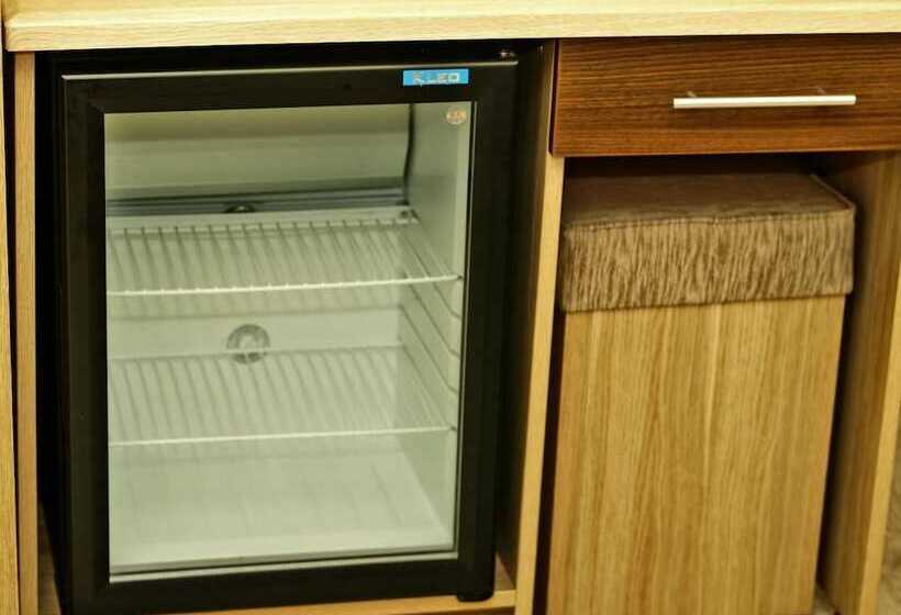 غرفة قياسية, Gold