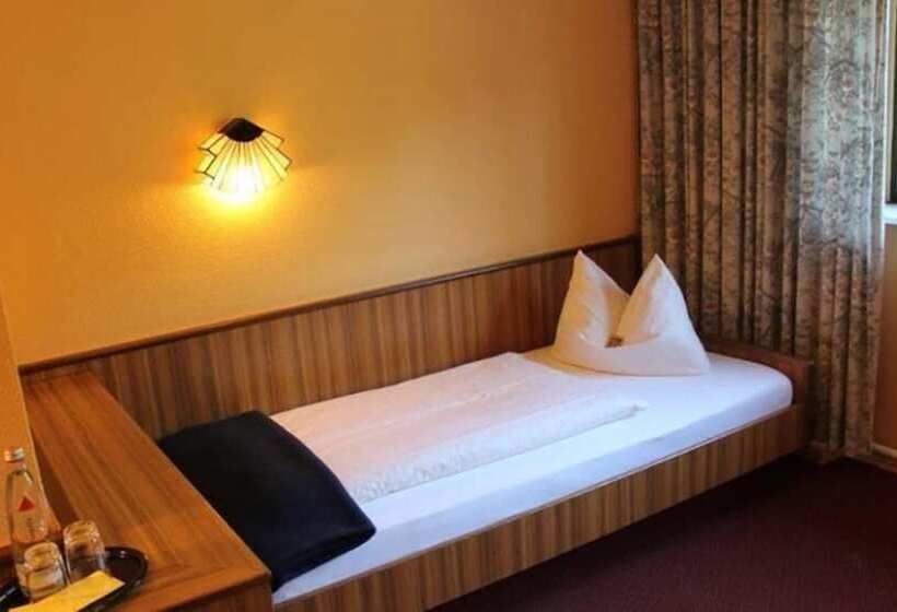 اتاق استاندارد یک نفره, Grunewald