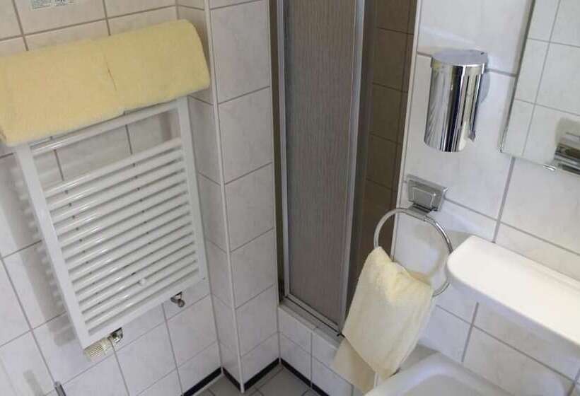 اتاق استاندارد, Grunewald