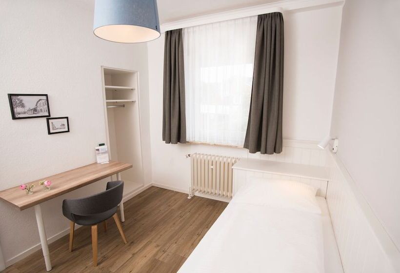 Номер Стандарт Индивидуальный, Kühl