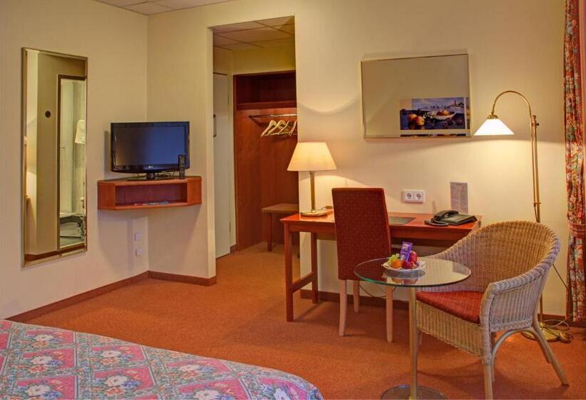 스탠다드 싱글 룸, Kreuzer