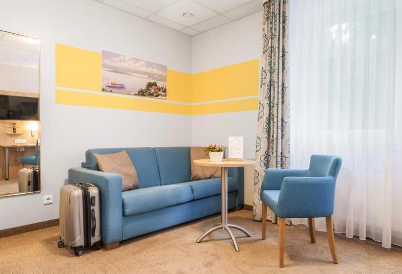 스탠다드 트리플 룸, Kreuzer