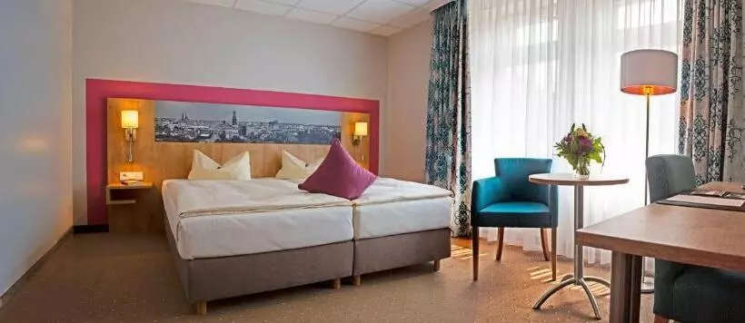 Deluxe Yhden Hengen Huone, Kreuzer