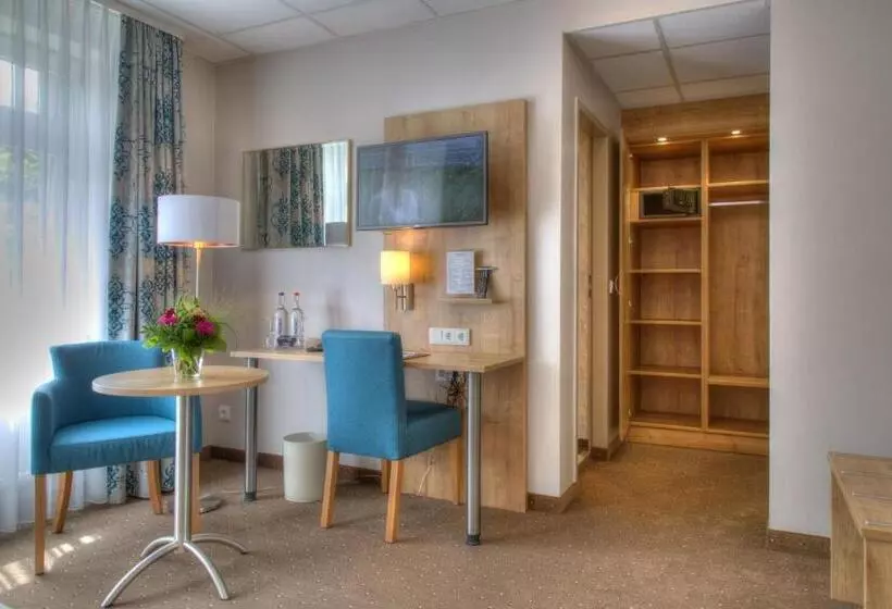 Deluxe Yhden Hengen Huone, Kreuzer