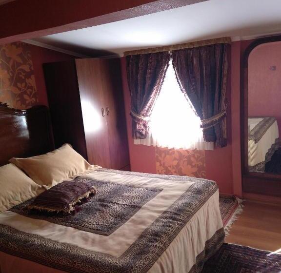 اتاق استاندارد سه نفره, Kybele