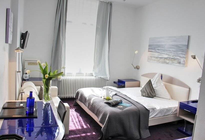 Camera Standard Individuale, Plenus