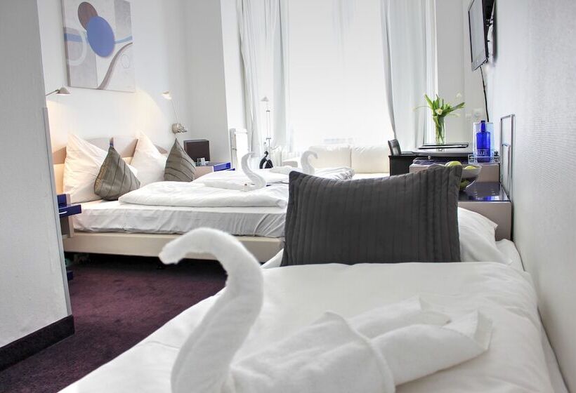 Suite Junior, Plenus