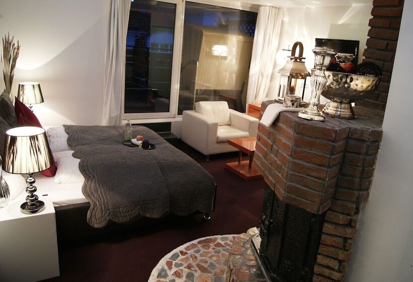 Suite Junior, Plenus