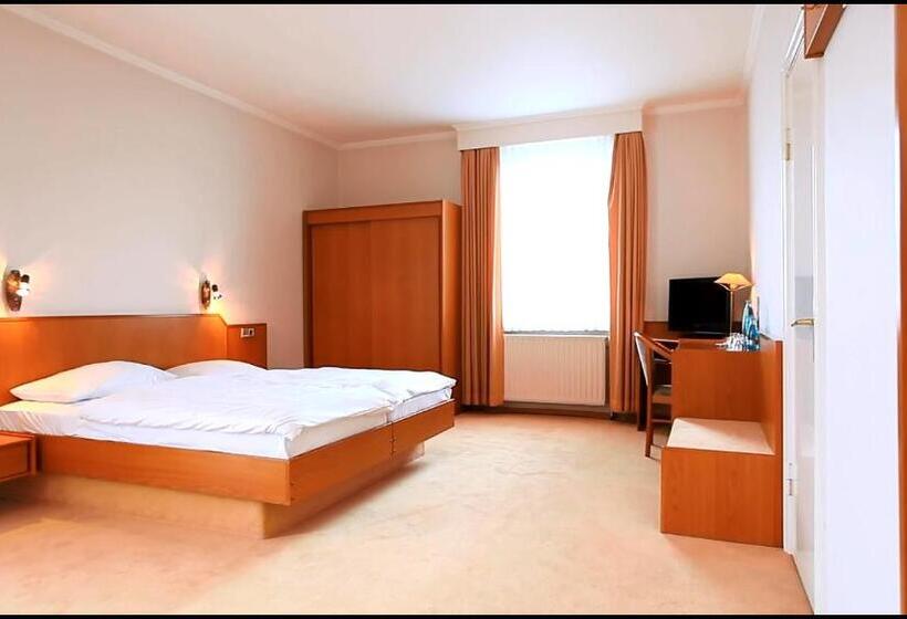 스탠다드 룸, Royal