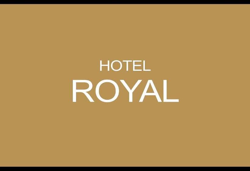 스탠다드 트리플 룸, Royal