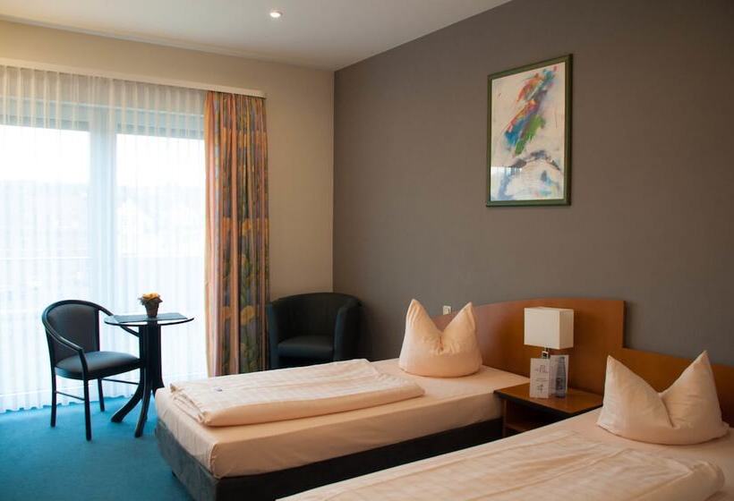 Номер Комфорт, Stadt Puttlingen