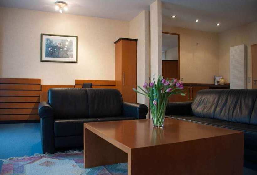 Люкс, Stadt Puttlingen