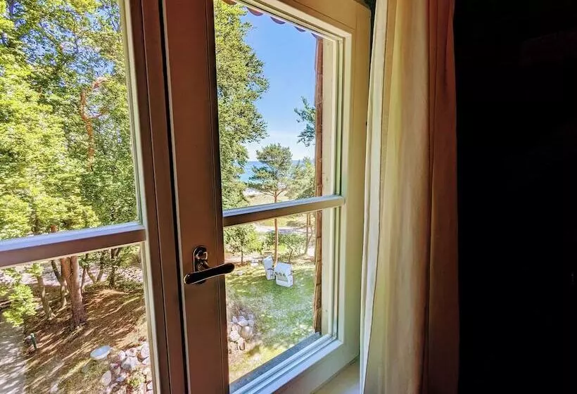 コンフォートルーム, Strandhotel Lindequist