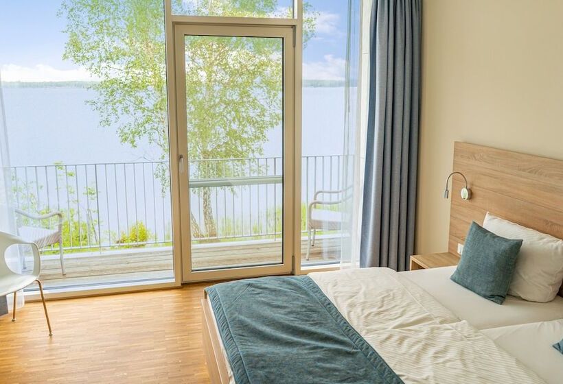غرفة بريميوم مطلّة علي البحيرة, Strandhotel Senftenberger See
