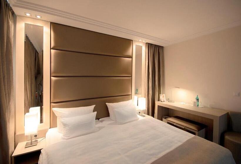 Номер Стандарт Плюс, Thomas Hotel Spa & Lifestyle