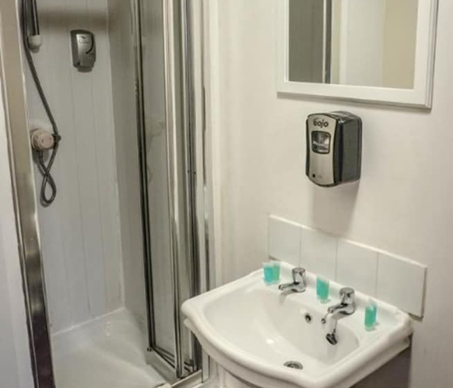 חדר סטנדרט, Whitburn House