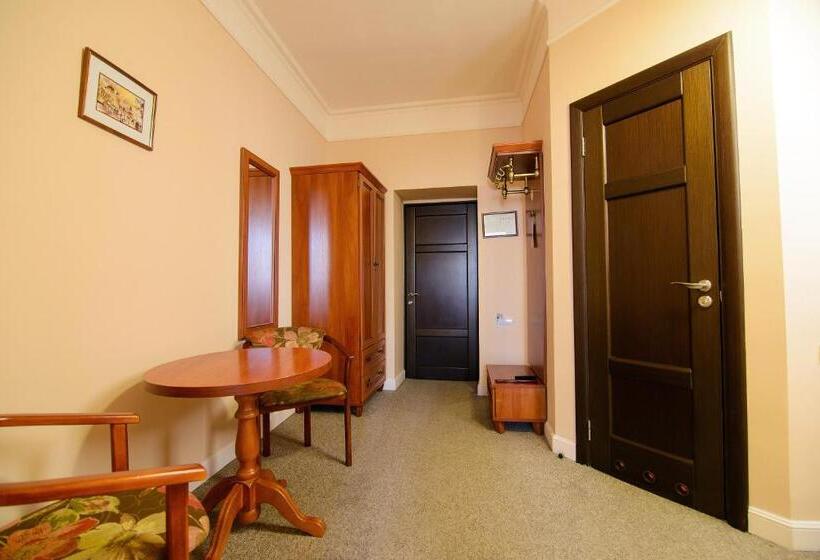 إستوديو قياسى, Irena