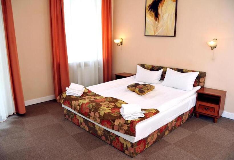 إستوديو قياسى سرير كينج, Irena