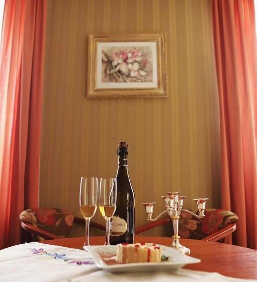 غرفة قياسية, Irena