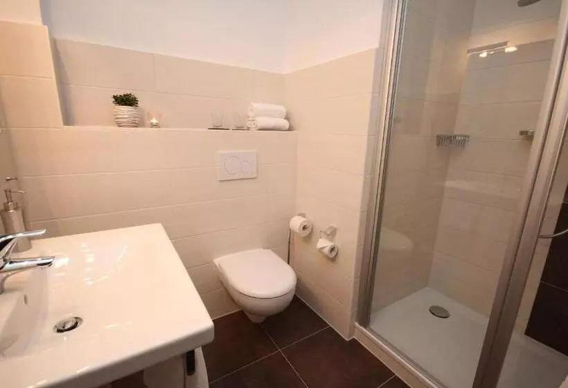 エコノミールーム, Onno Boutique Hotel & Apartments