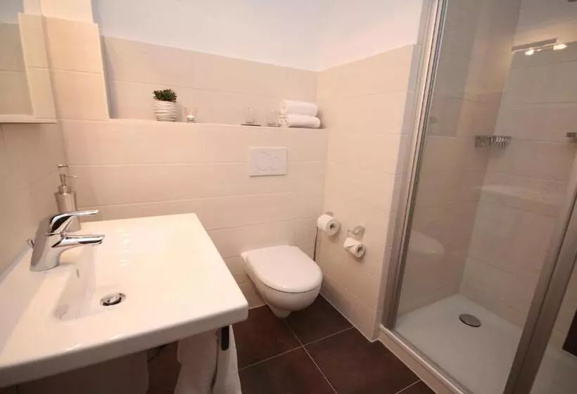 エコノミールーム, Onno Boutique Hotel & Apartments