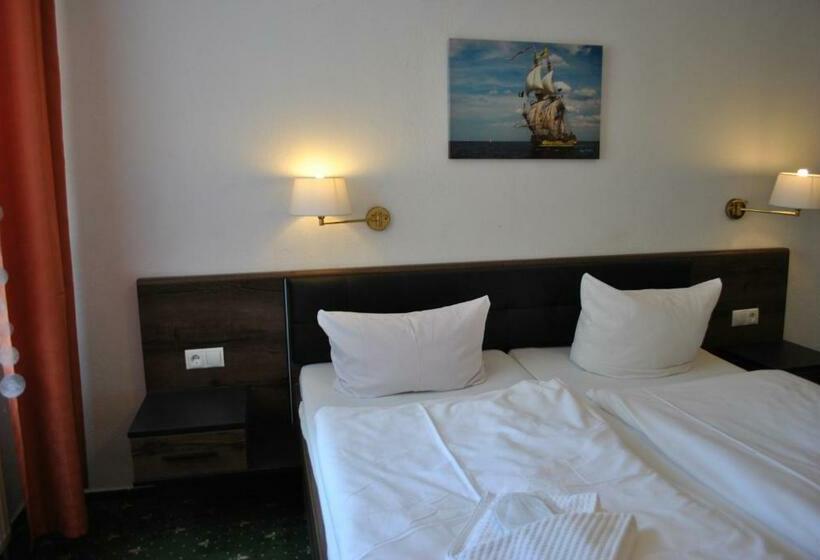 스탠다드 룸, Strand Hotel Lobbe