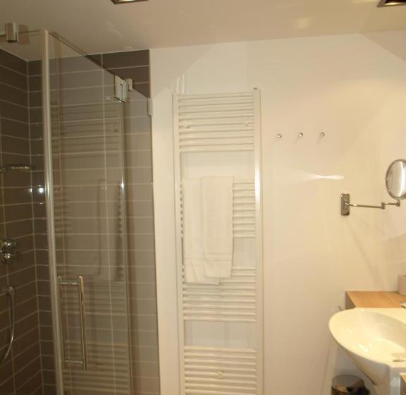 جناح, Strandhotel Senftenberger See