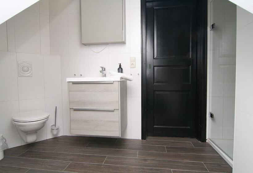 Дом 2 Спальни, Van Der Valk Naturresort Drewitz