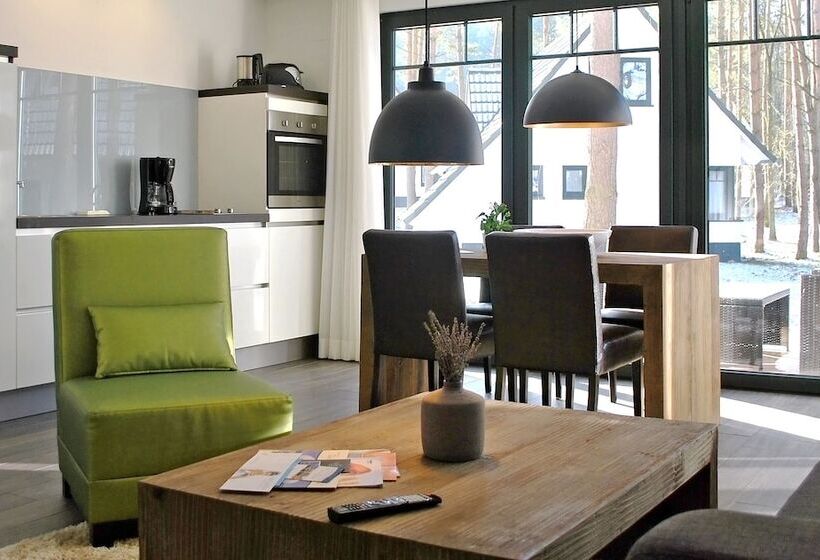 Дом 2 Спальни, Van Der Valk Naturresort Drewitz