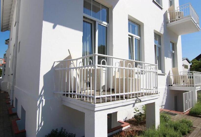 חדר סטנדרט עם מרפסת, Villa Wellenrausch   Adults Only