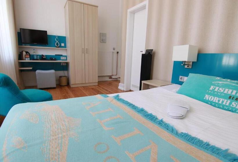 חדר סטנדרט עם מרפסת, Villa Wellenrausch   Adults Only