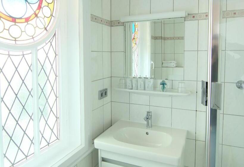 חדר סטנדרט עם מרפסת, Villa Wellenrausch   Adults Only