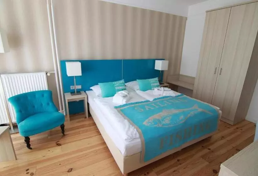 3-Bett-Standardzimmer, Villa Wellenrausch Adults Only