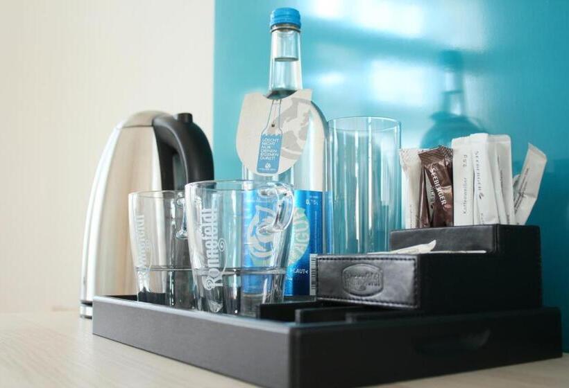 חדר סטנדרט עם מרפסת, Villa Wellenrausch   Adults Only