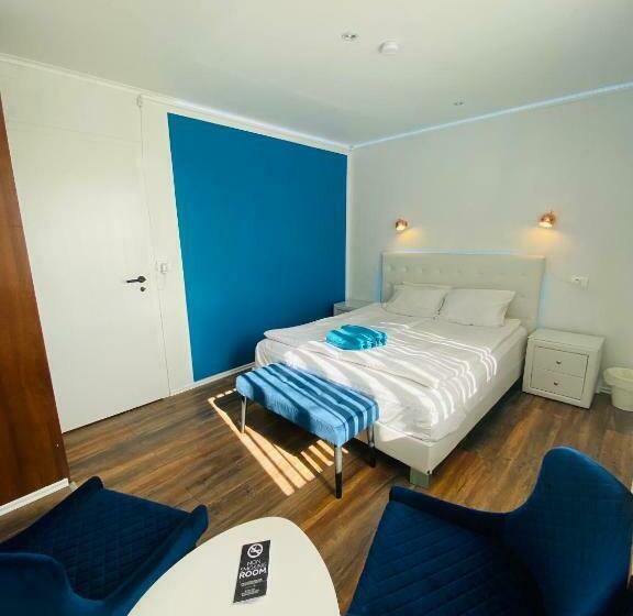 اتاق استاندارد با سرویس بهداشتی مشترک, Easy Stay