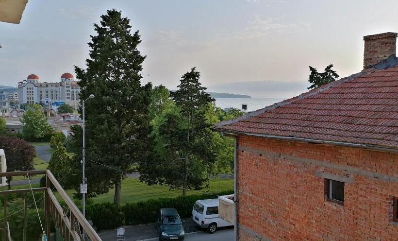 Номер Deluxe, Ivet Guest House