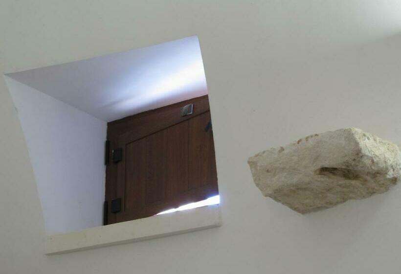 آپارتمان 2 خوابه, Trulli Convertini