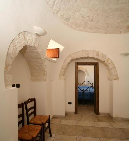 آپارتمان 2 خوابه, Trulli Convertini