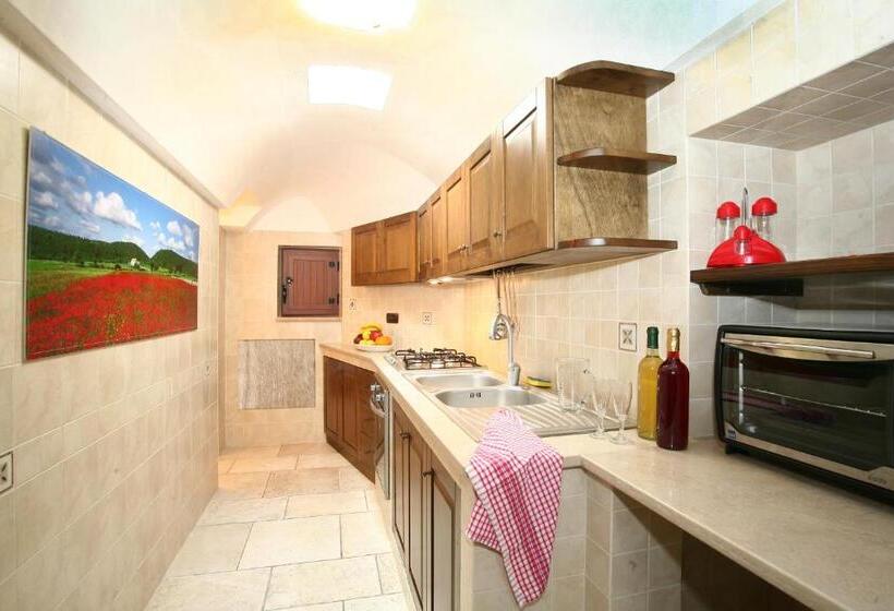 آپارتمان 2 خوابه, Trulli Convertini