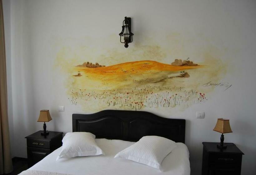 Номер Стандарт, Casa Domnească Cacica