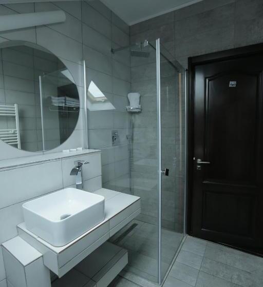 Люкс 2 Спальни, Casa Domnească Cacica