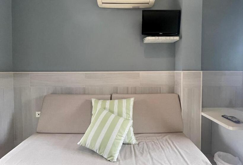 디럭스 룸, Hostal Noli