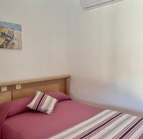 스탠다드 룸, Hostal Noli